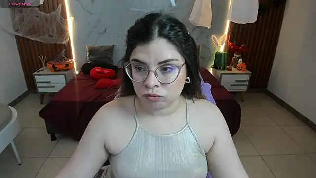 shasha bloom online show from 10/17/25, 02:30