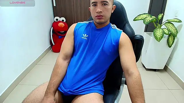 sebastian oconnor77 online show from 10/16/25, 12:39