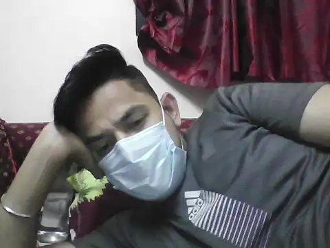 Snapshot of NIVAN_7251 chatting on 10/10/25, 07:13 NIVAN 7251 online show from 10/10/25, 07:13