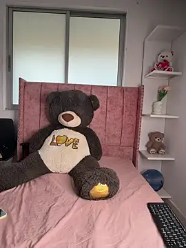 salomecute21 online show from 06/13/26, 11:52