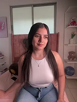 salomecute21 online show from 06/22/26, 11:40