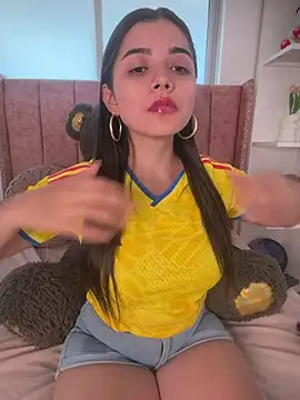 salomecute21 online show from 07/07/26, 11:36