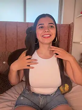 salomecute21 online show from 07/08/26, 11:48