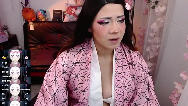 jadedelux  online show from 05/03/26, 07:20