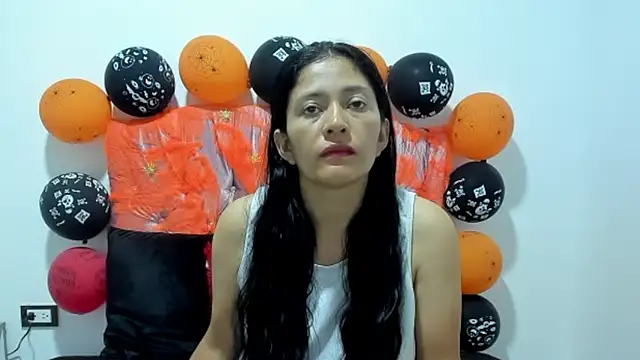 ivy moon05 online show from 11/03/25, 01:01