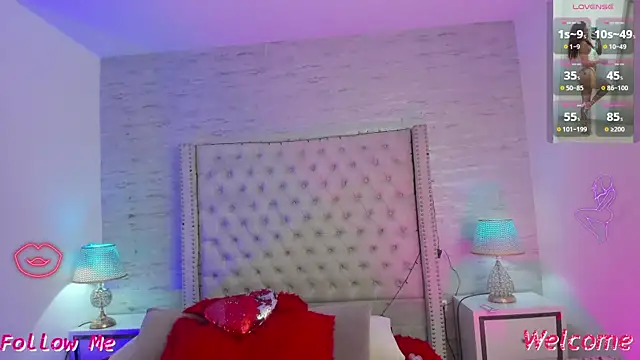 Pamelamiler   online show from 04/30/26, 12:11