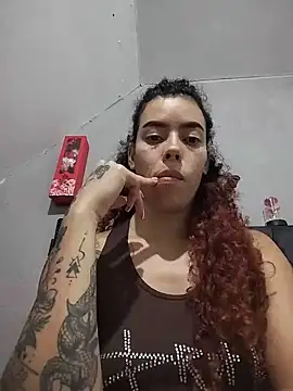 Snapshot of Pamelamiler__ chatting on 06/19/26, 02:38 Pamelamiler online show from 06/19/26, 02:38