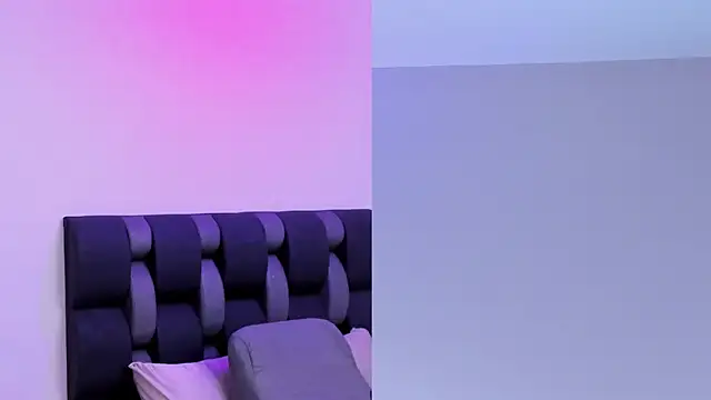 maily zanss online show from 04/14/26, 07:53