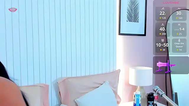 pocahontas lantina online show from 11/08/25, 03:39