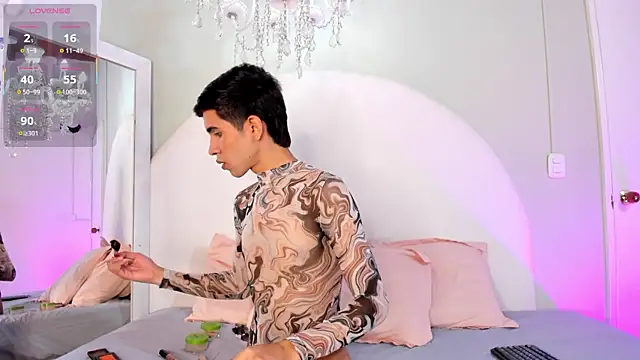 JoshuaSanzz online show from 11/21/25, 03:38