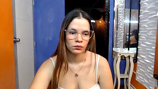 maira tf online show from 10/09/25, 03:48