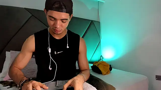 andrew colleman online show from 10/01/25, 05:24