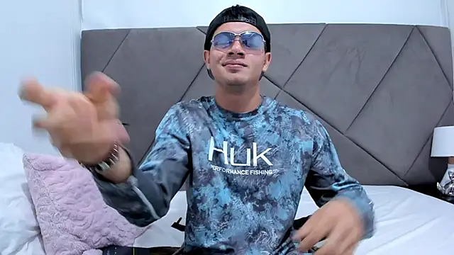 andrew colleman online show from 10/05/25, 05:50