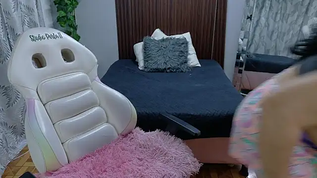 kataleya 29 online show from 02/10/26, 01:15