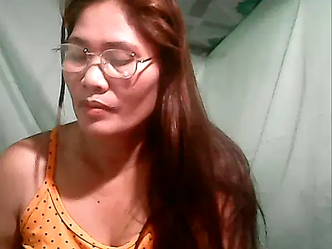 Juicy 69xx online show from 09/28/25, 11:37