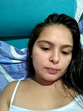 Snapshot of yatzuriperrita chatting on 01/07/26, 02:36 yatzuriperrita online show from 01/07/26, 02:36