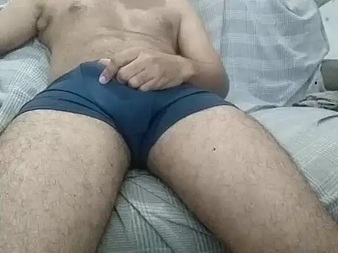 Snapshot of Rolludo_ chatting on 03/02/26, 05:20 Rolludo online show from 03/02/26, 05:20