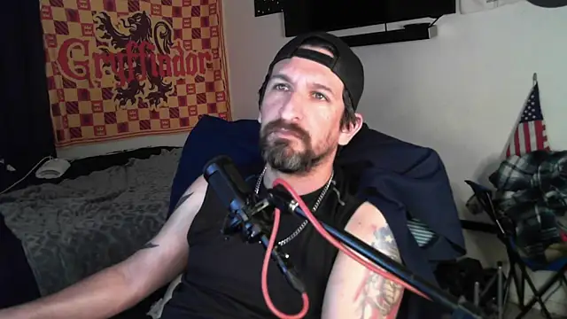 DevilPup75  online show from 10/11/25, 12:36