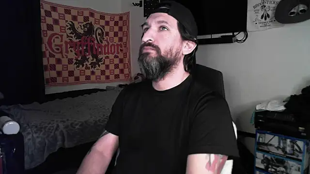 Snapshot of DevilPup75_ chatting on 02/14/26, 04:09 DevilPup75 online show from 02/14/26, 04:09