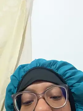 Valen1800 online show from 03/25/26, 02:06