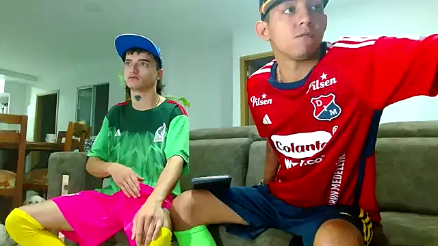 skinny23cm online show from 12/30/24, 11:04