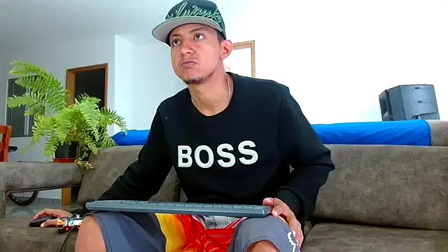 skinny23cm online show from 01/28/25, 12:54