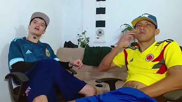 skinny23cm online show from 02/07/26, 01:59