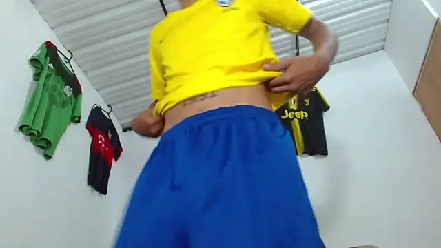 skinny23cm online show from 02/21/26, 03:35