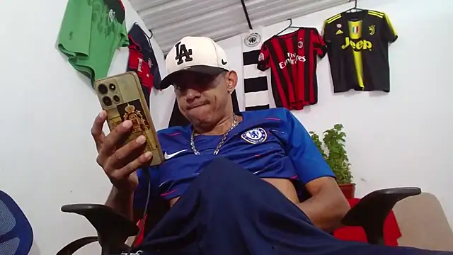 skinny23cm online show from 03/01/26, 02:19