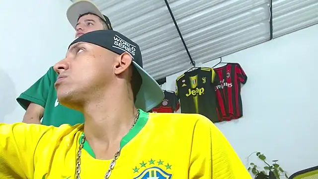 skinny23cm online show from 03/11/26, 01:17