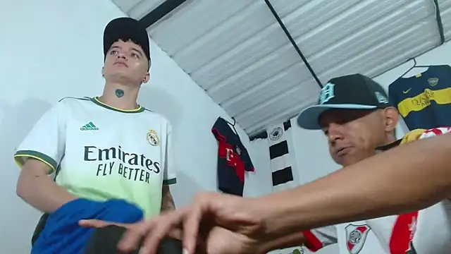 skinny23cm online show from 03/15/26, 09:59