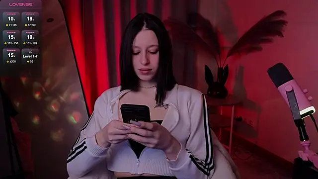 sex tezzi online show from 10/14/25, 09:59