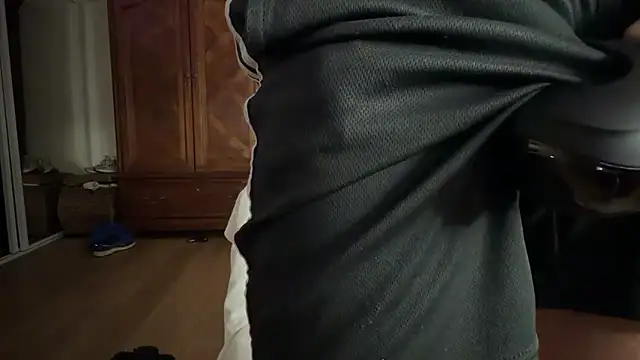 DERTYLAY online show from 04/21/26, 07:17