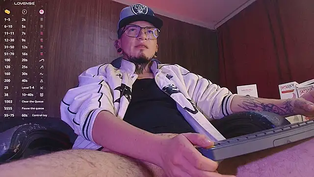 tyler jones  online show from 07/01/26, 04:36