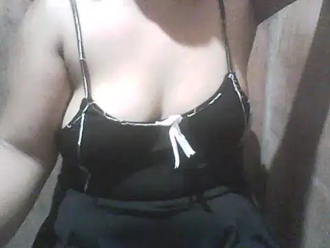 Azrielxx05 online show from 09/26/25, 04:44