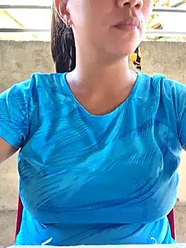 Snapshot of celestine_22 chatting on 09/18/25, 02:13 celestine 22 online show from 09/18/25, 02:13