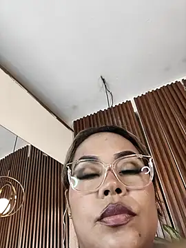 EmilyDuran  online show from 10/09/25, 02:53