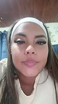 Snapshot of EmilyDuran_ chatting on 07/14/26, 09:20 EmilyDuran online show from 07/14/26, 09:20