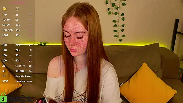 Roxy Sunnny online show from 11/12/25, 09:32