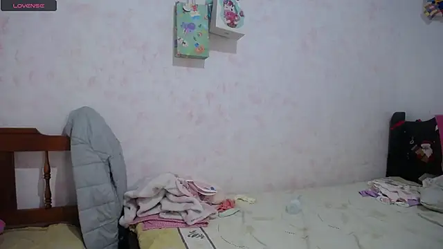 Pregnant Kloe online show from 01/10/26, 12:01