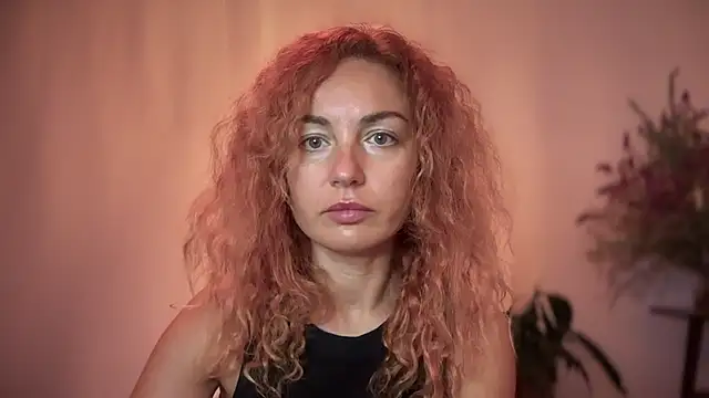 Reddgiirl online show from 10/30/25, 06:52