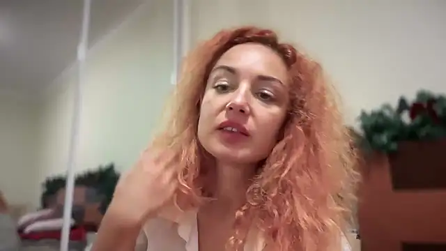 Reddgiirl online show from 11/28/25, 10:40