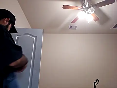 Lb228w online show from 11/11/25, 10:10