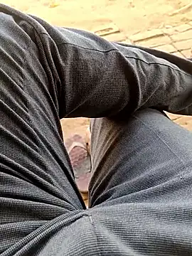 hard boy9455 online show from 04/05/26, 08:11