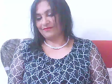 Indiansweetness77 online show from 12/23/25, 08:12