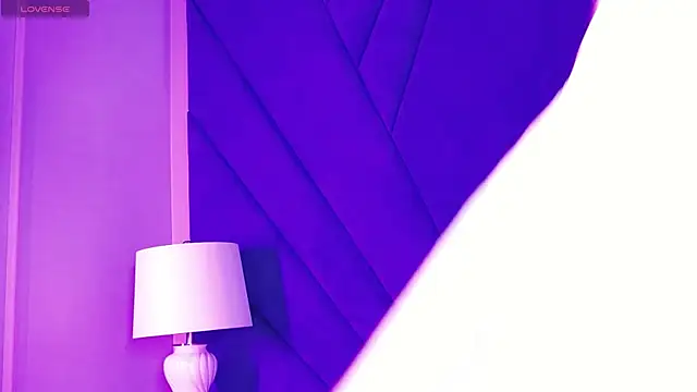 Evelisse online show from 09/22/25, 04:03