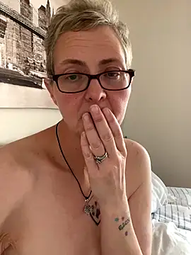 Curvy-Jinx online show from 11/05/25, 09:31