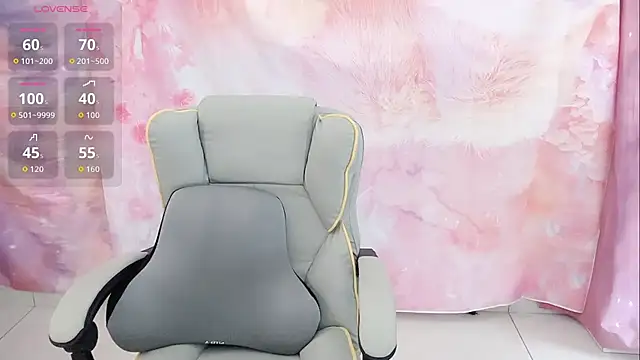Snapshot of Crush-7ii chatting on 02/26/26, 02:43 Crush-7ii online show from 02/26/26, 02:43