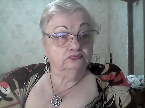 Snapshot of NatalieNorth chatting on 04/26/26, 08:28 NatalieNorth online show from 04/26/26, 08:28