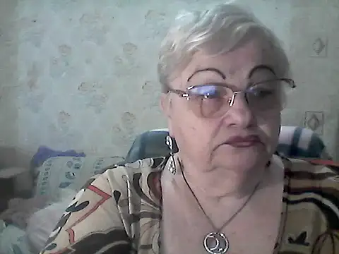 Snapshot of NatalieNorth chatting on 05/04/26, 01:51 NatalieNorth online show from 05/04/26, 01:51